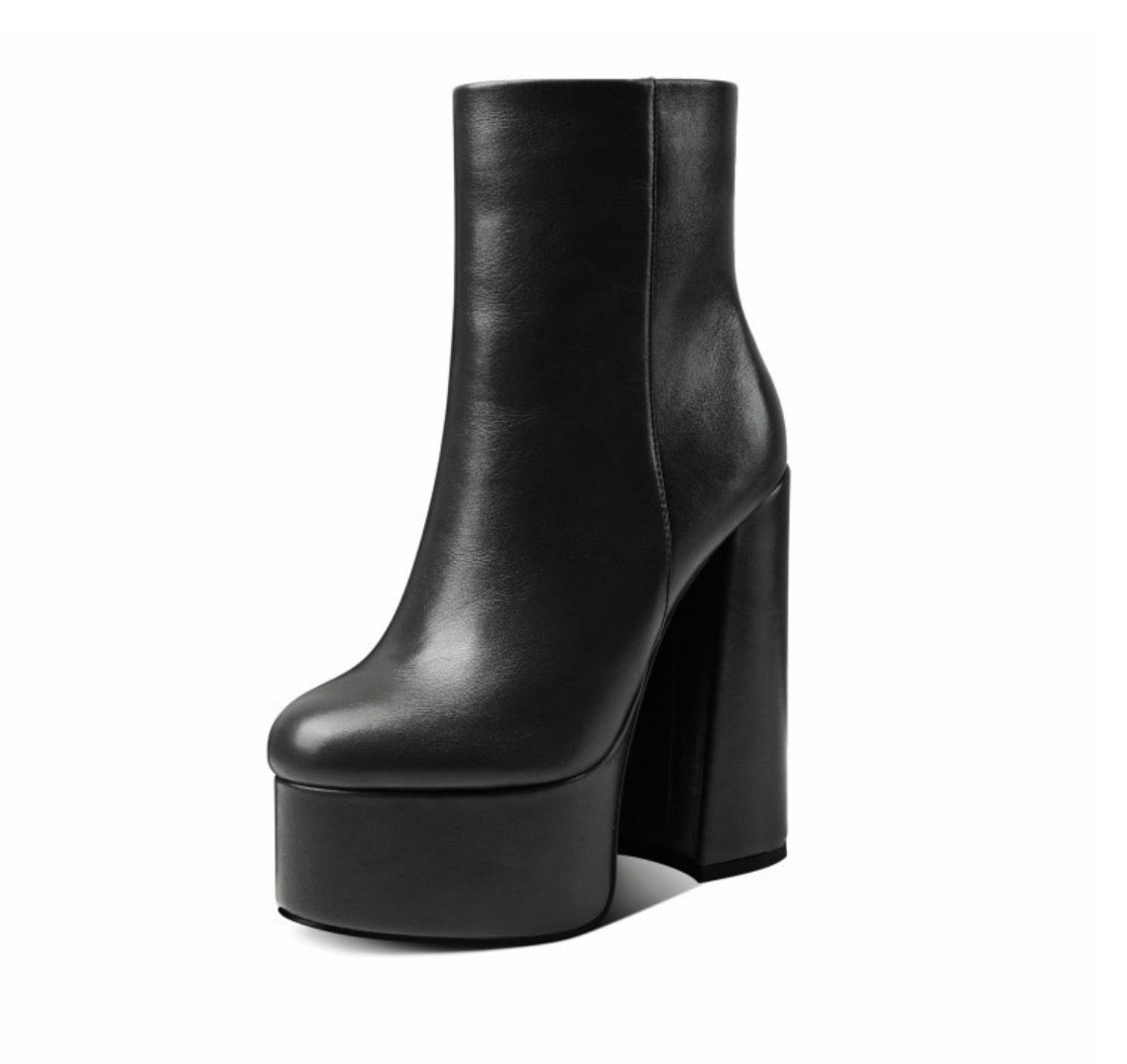 Plus Size Chunky High Heel Ankle Boots